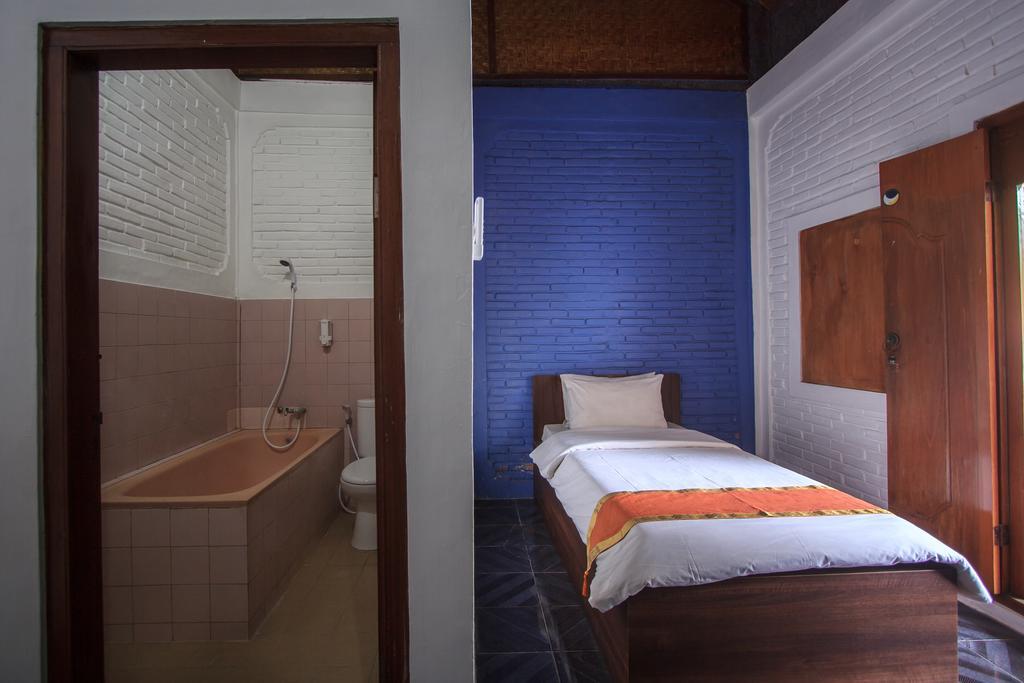 Rabasta Kuta Beach Inn Kuta Lombok Exterior foto